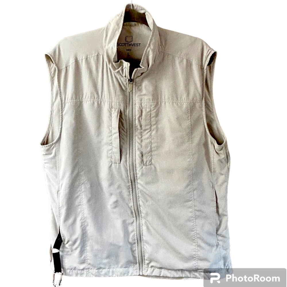 ScotteVest Men’s TEC travel utility Vest Sz L Beige in Excellent Condition